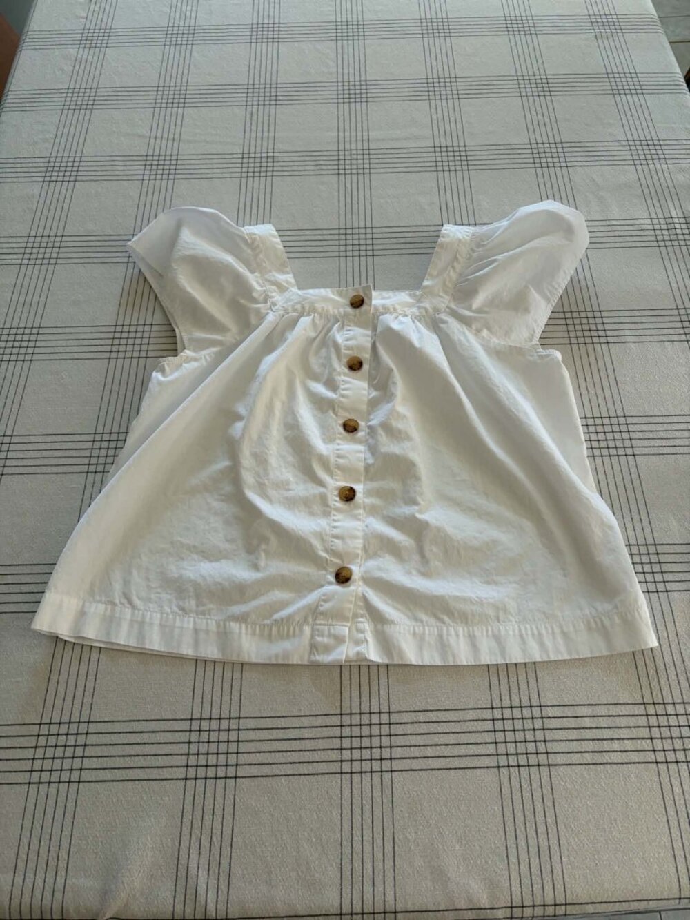 GAP White Square Neck Button Front Flutter Sleeve Cotton Blouse Top - Size L